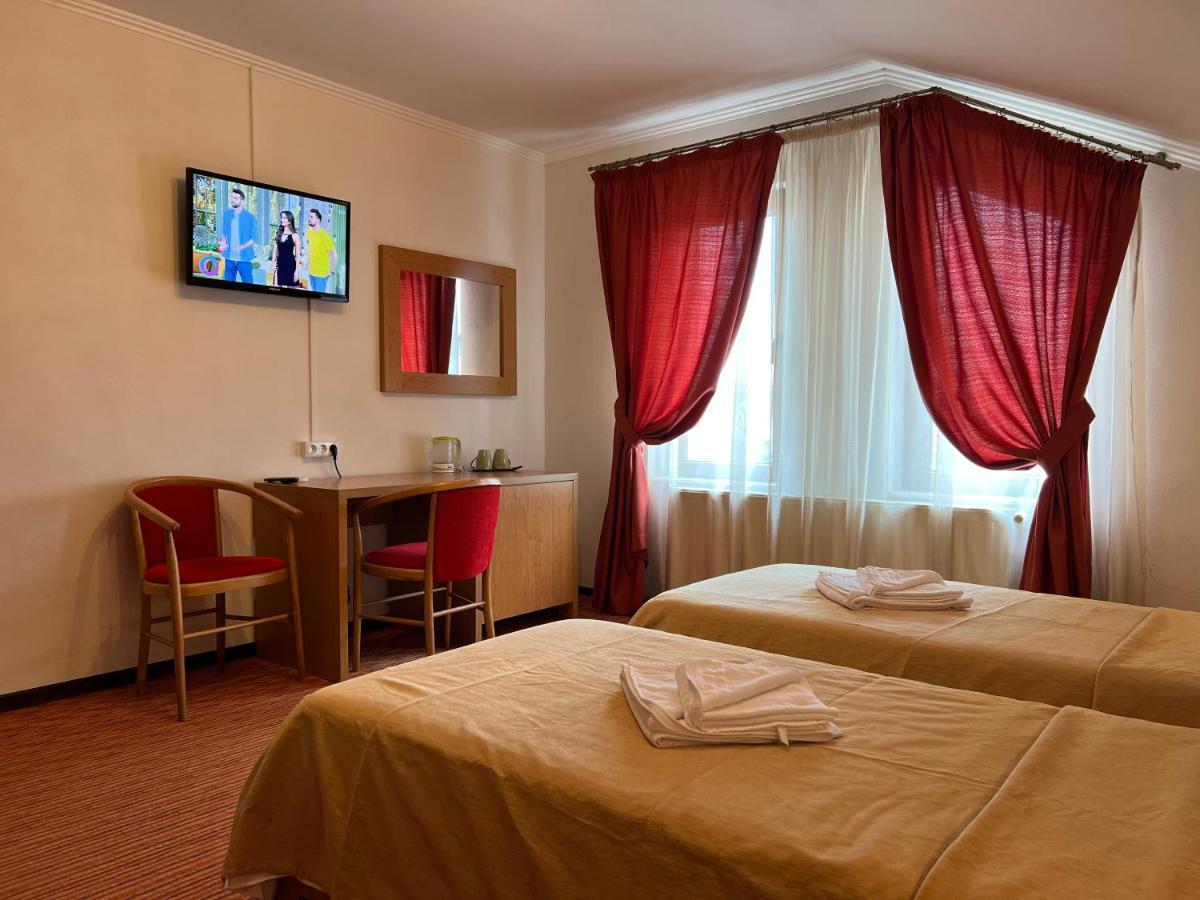Casa Manu Hotel Sibiu Exterior photo